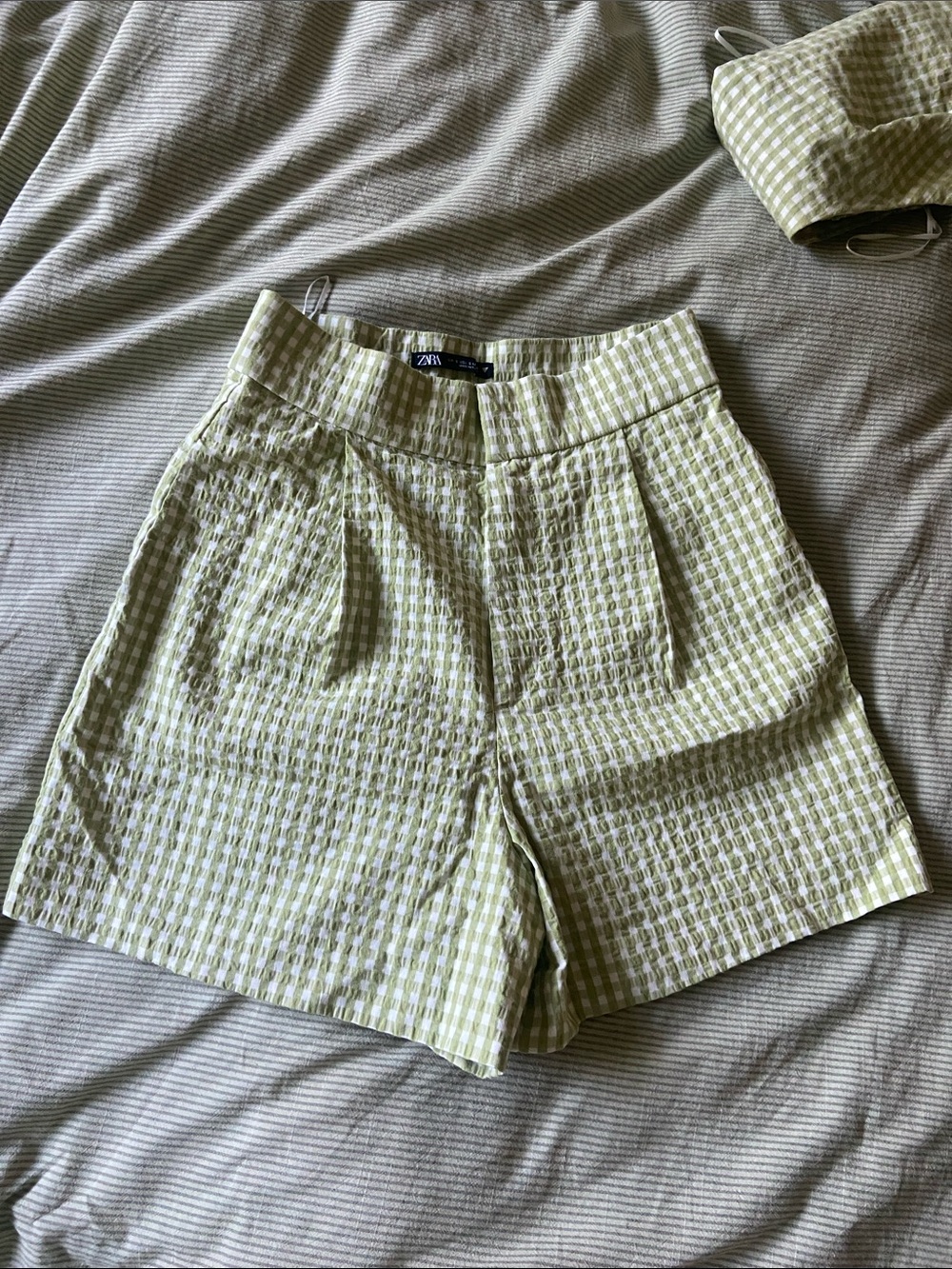 ZARA Light Green Check High-Rise Women's Shorts